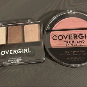 Covergirl eye palettes 3 shades and pink blush. Not opened.